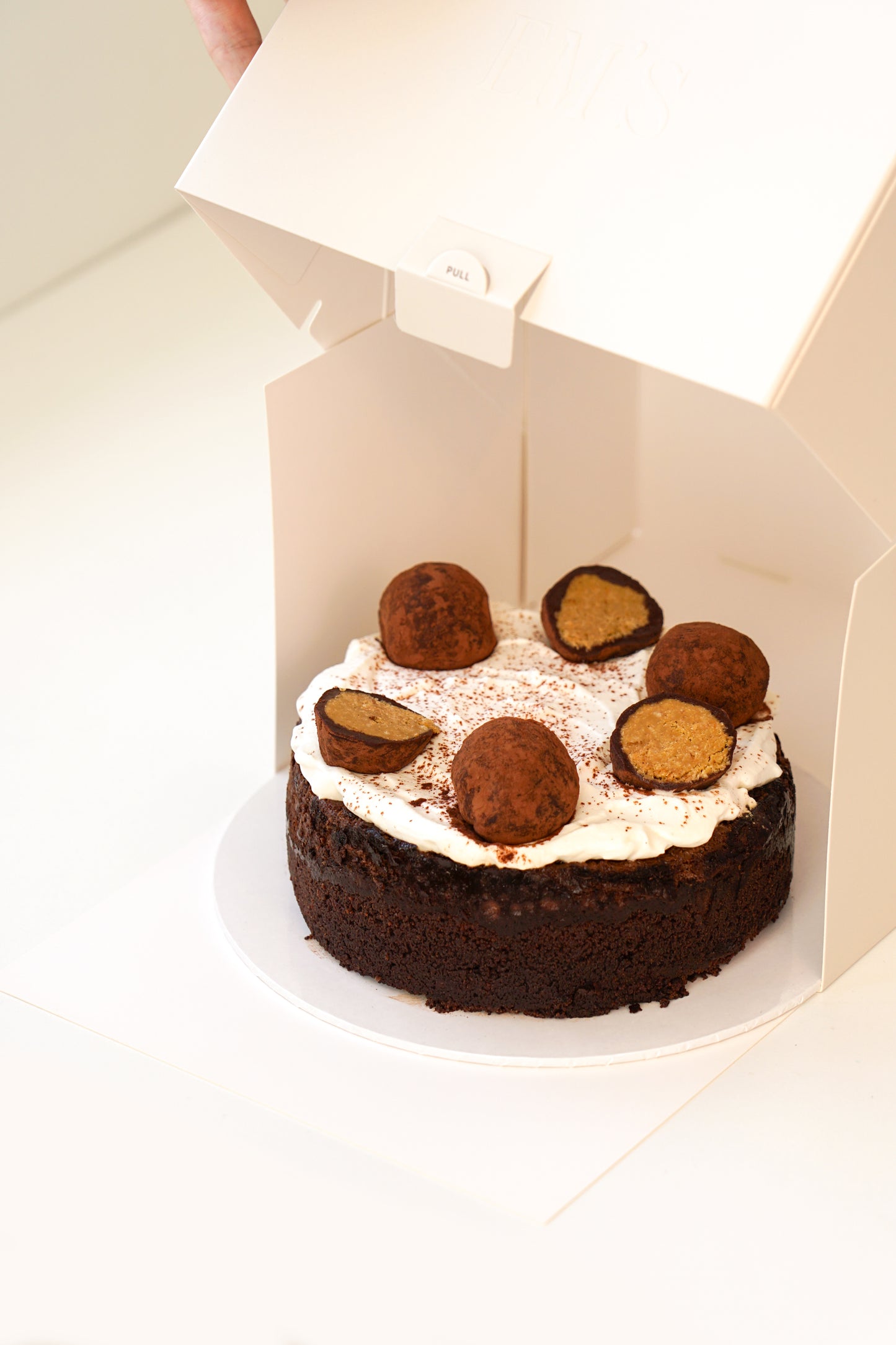 Dubai Cheesecake — Father's Day Cake